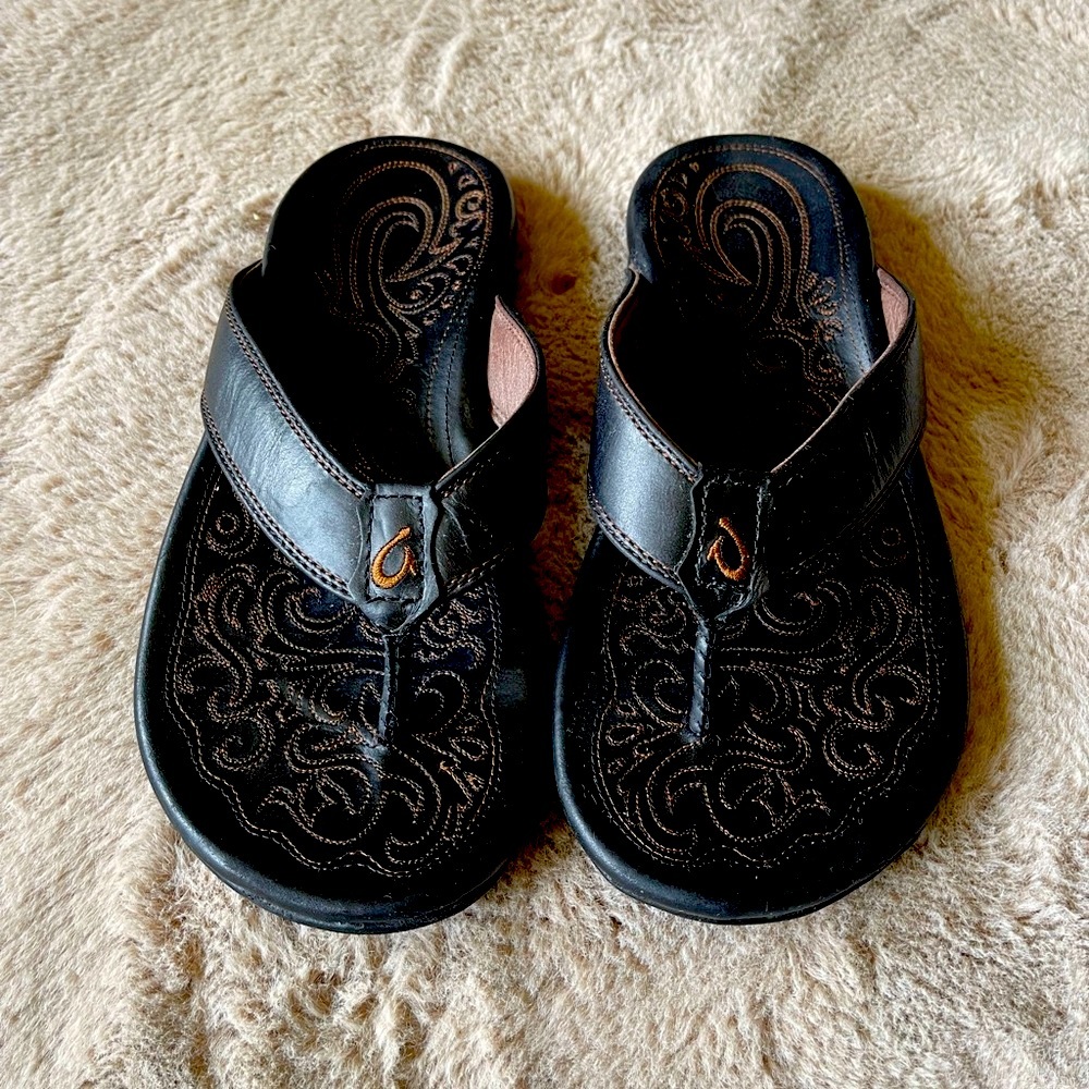 Olukai Leather sandals